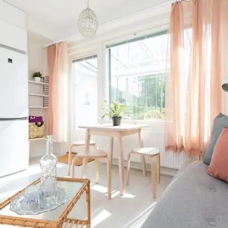 Cosy + Free Private Parking